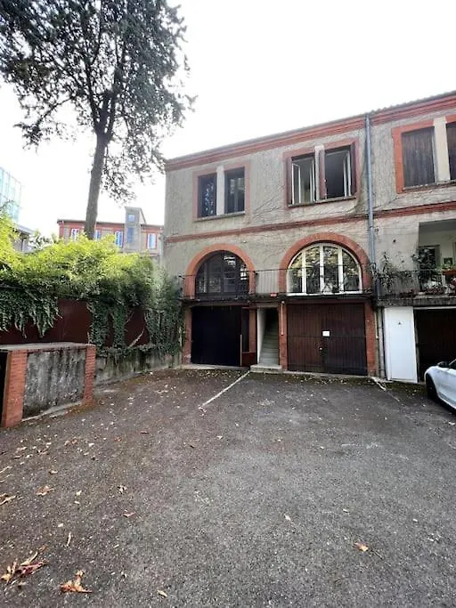 Apartment Ferienwohnung Studio Calme - Hypercentre - Metro - Netflix -Wifi Toulouse
